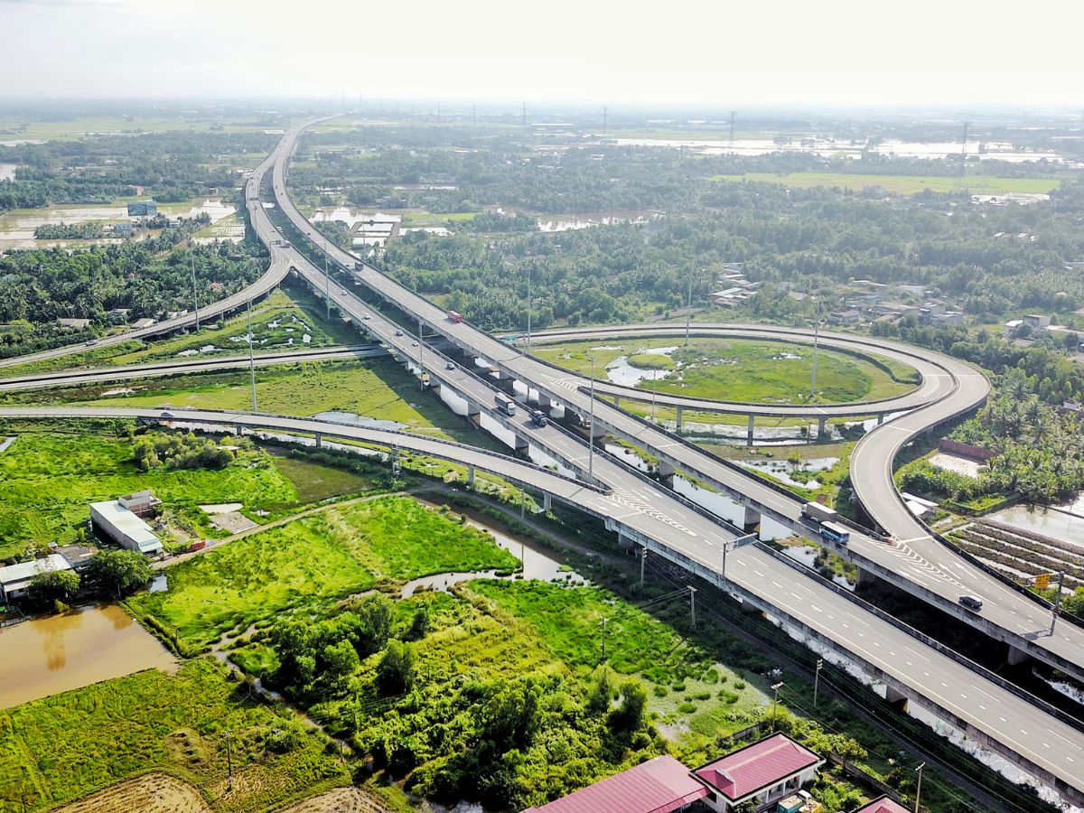 hạ tâng phía tây tp.hcm